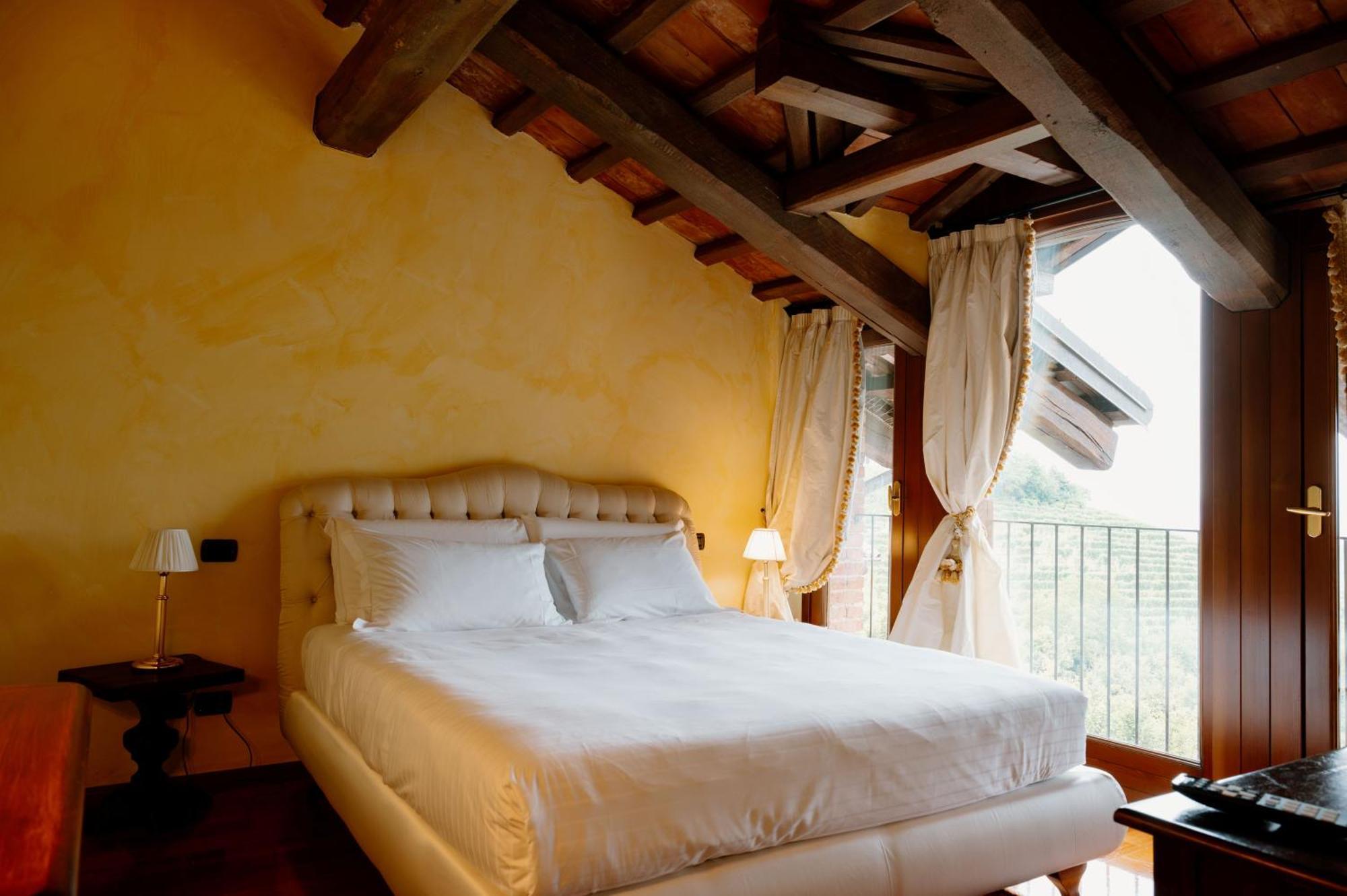 Hotel Casa Pavesi Grinzane Cavour Exterior photo